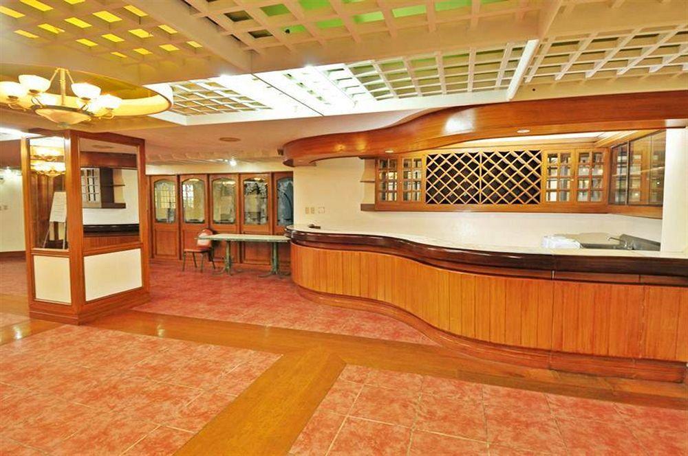 Sunrise Holiday Mansion Tagaytay City Eksteriør billede