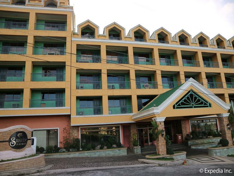Sunrise Holiday Mansion Tagaytay City Eksteriør billede